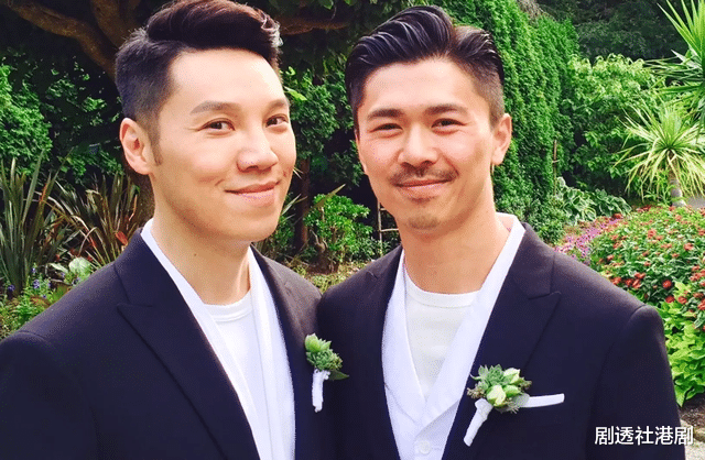 |身家50亿！香港知名男星39岁才迎来初恋，与丈夫结婚六年恩爱如初