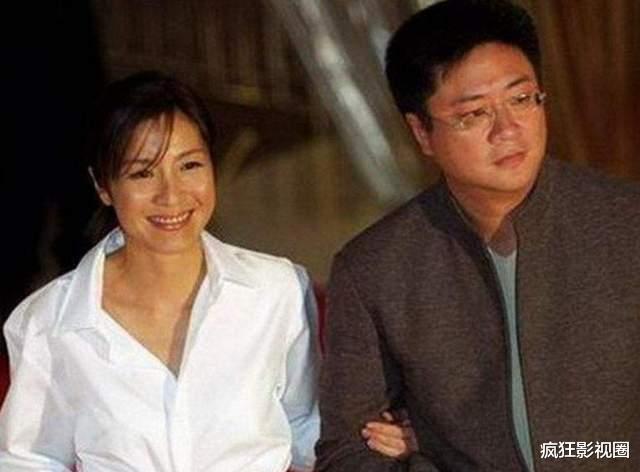 杨紫琼|60岁杨紫琼近照曝光，和豪门男友交往18年，不婚不育却感情依旧