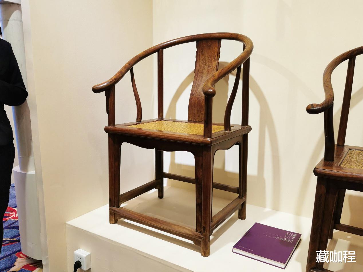 |位高权重鲜有可比，明黄花梨圈椅112.7万成交