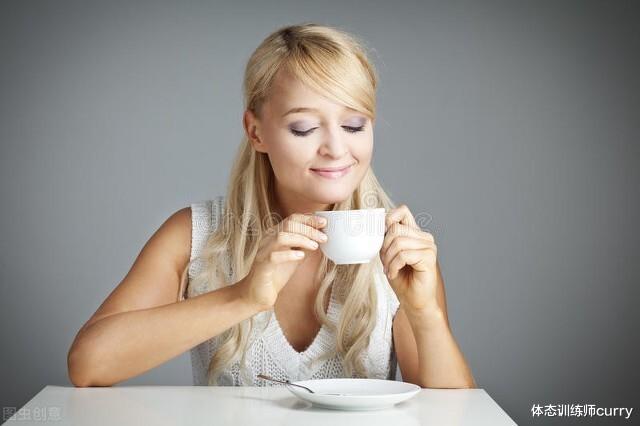 睡眠|「四周弹性断食法」精华版:让身体代谢重启,让你瘦得更快更健康