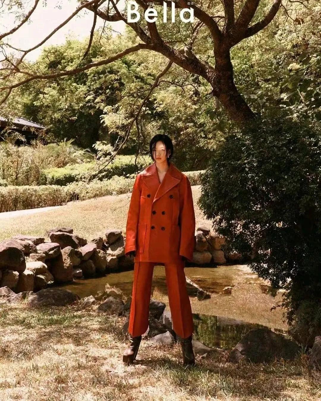 小S|小S够狠的！为让老二登封剪掉她长发，波波头配浓妆哪有14岁模样