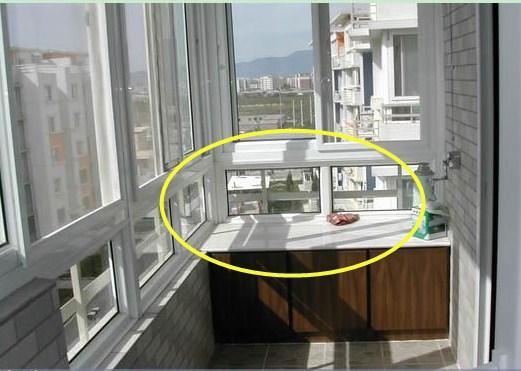 填充窗户缝用水泥还是发泡胶?我家师傅装错,真是把我坑惨了!