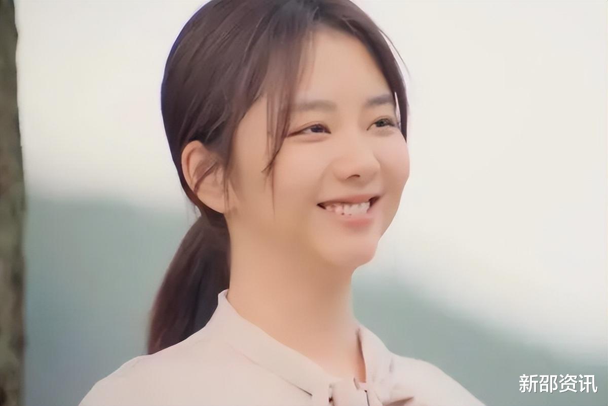 谭松韵|90后小花站起来了！谭松韵成功转型，新戏大受好评，带火农村剧