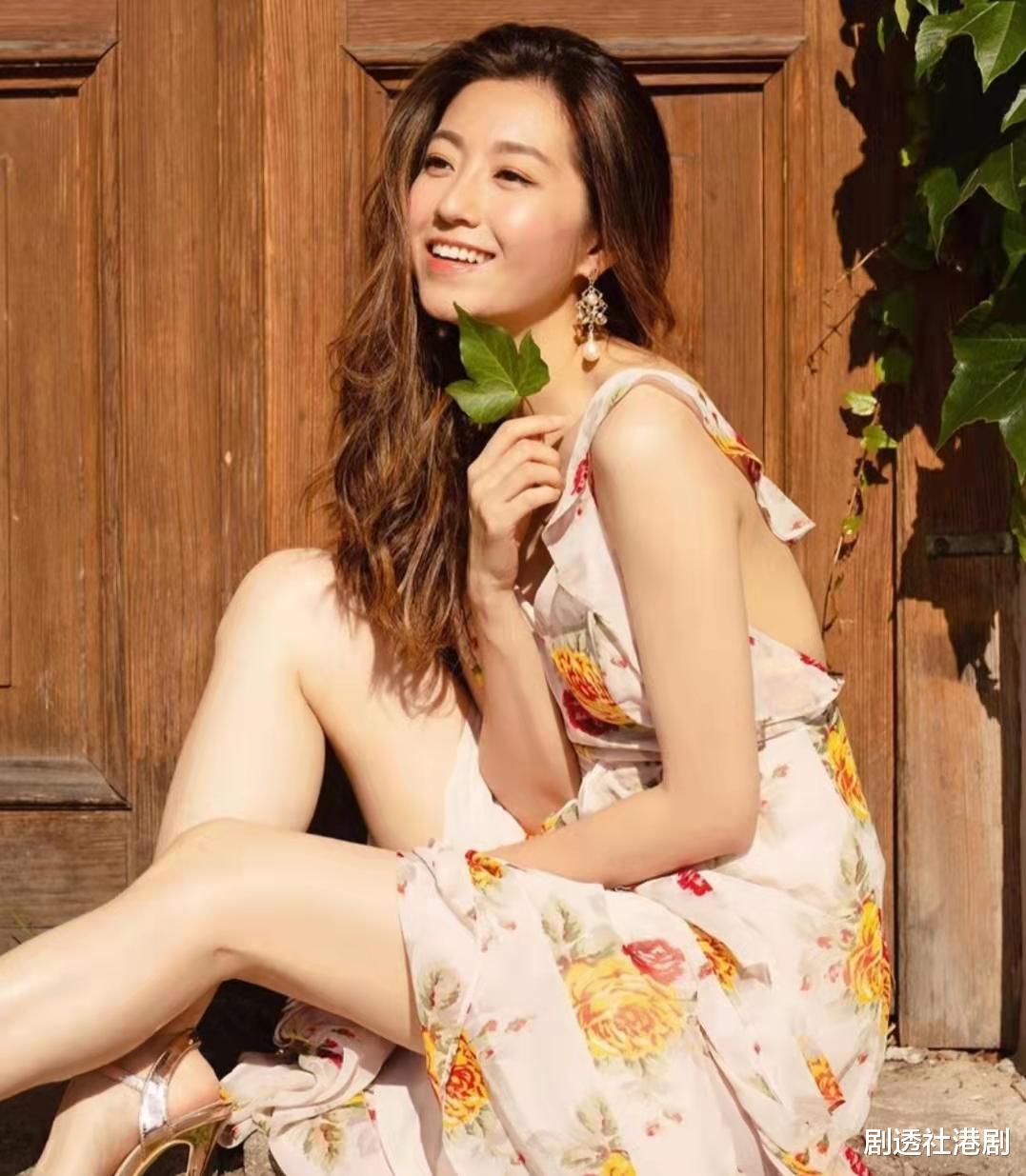 陈自瑶|人美心善!TVB女星陈自瑶捐款助基层抗疫,曾随社工探访基层居住环境