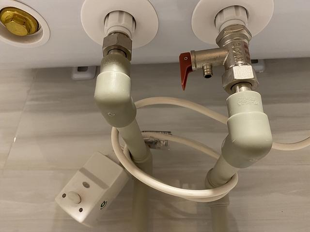 电热水器|10天连丢3条命，热水器漏电频发要不要断电？触电身亡该找谁来赔