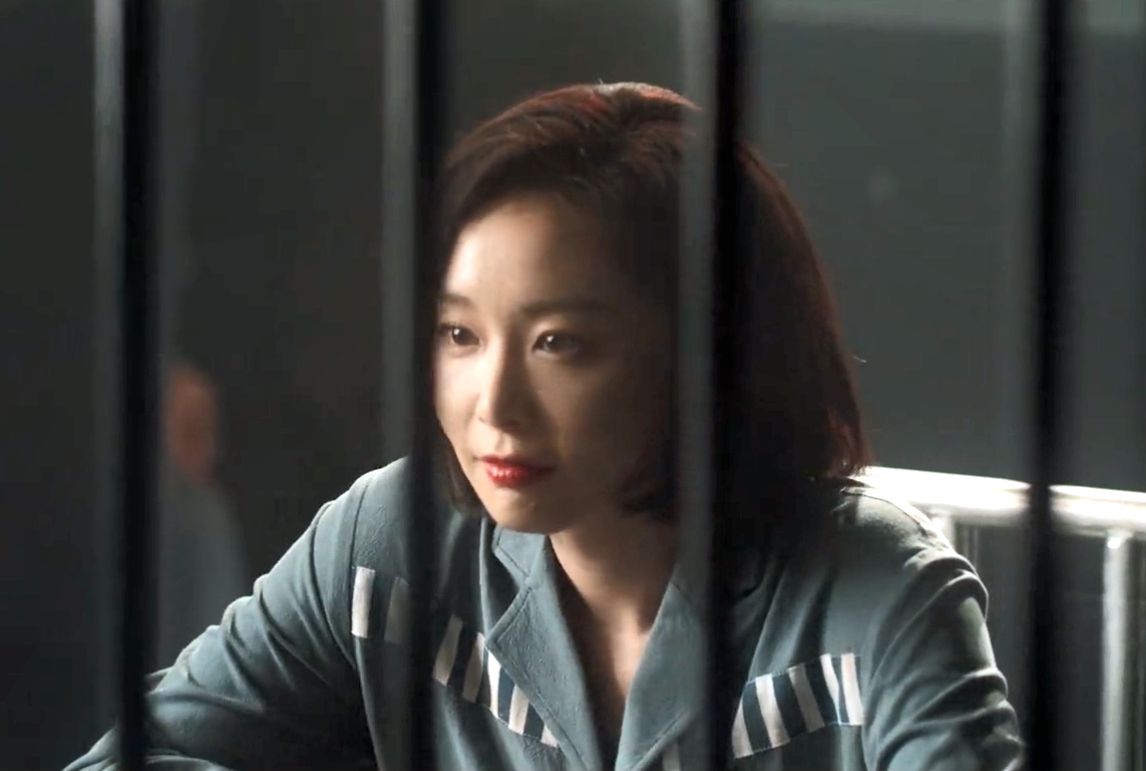 高叶|高叶，从死刑犯到“职场刽子手”，她到底凭什么让观众破防？