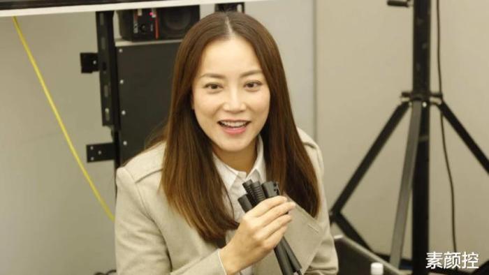 谢霆锋|霍汶希和富商分手发现自己怀孕了，谢霆锋说：生下来，我养你们