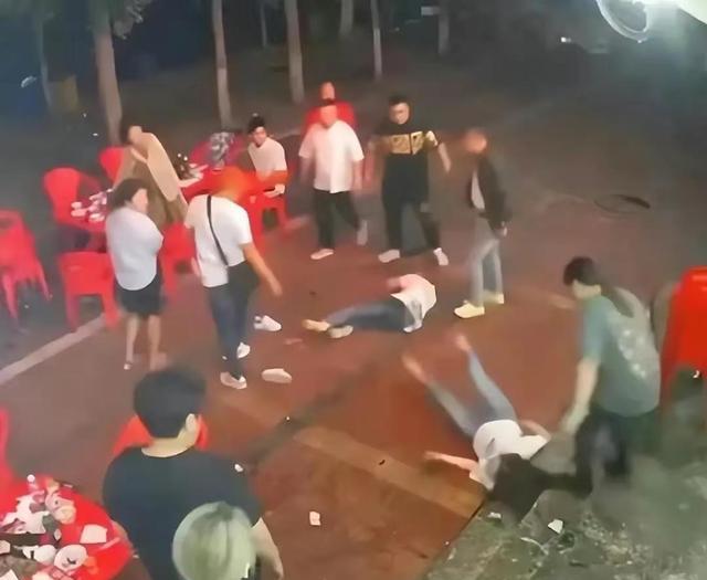 施暴者陈某志:中级头外伤,受害女生:轻伤二级,网友:颠覆认知