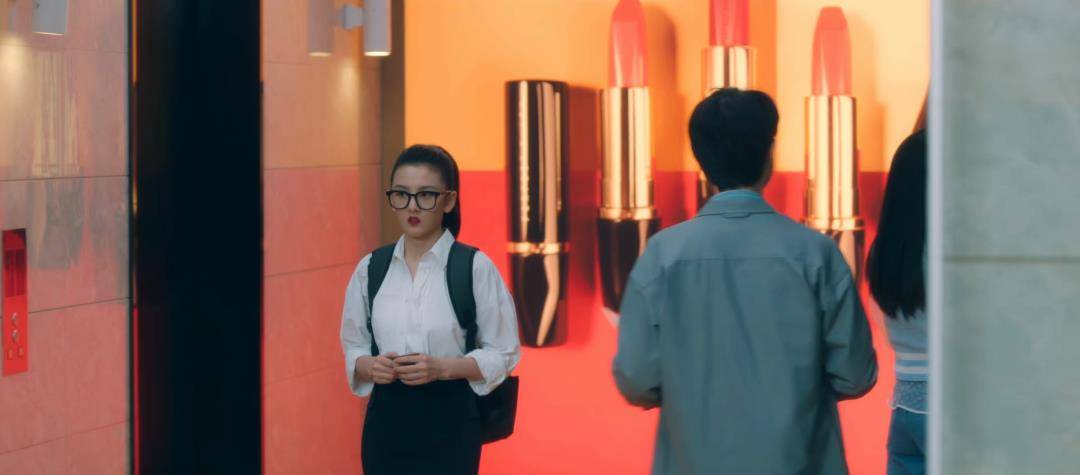 58同城|《盛装》大结局:国产剧里的职场女性,只会宫斗撕逼?