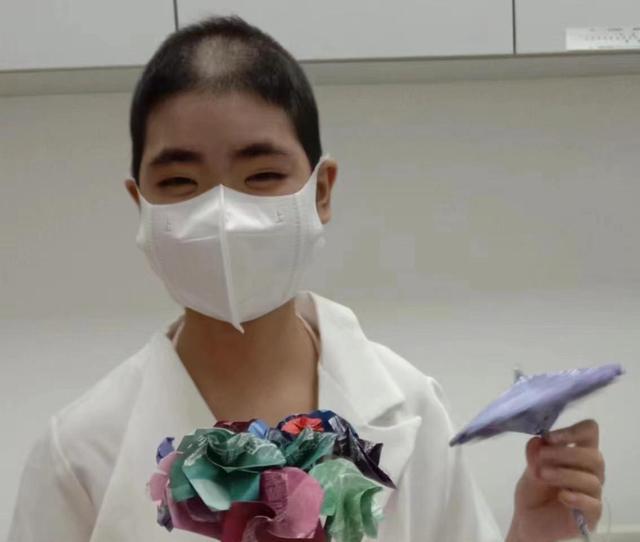 家徒四壁!女童“生病9个月”花掉200万:借了70万,贷款80万!