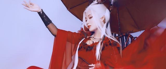 昆凌|白鹿《长月烬明》女配抢眼:王一菲《与君》判若两人,孙珍妮魅惑