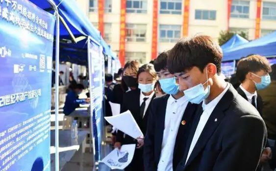 招聘|2022毕业生破千万，企业招聘下降11%，“慢就业”时代来临