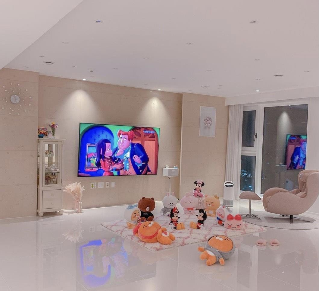 韩国三口之家,吸粉无数!全屋唯美得堪比韩剧中的场景,精致极了