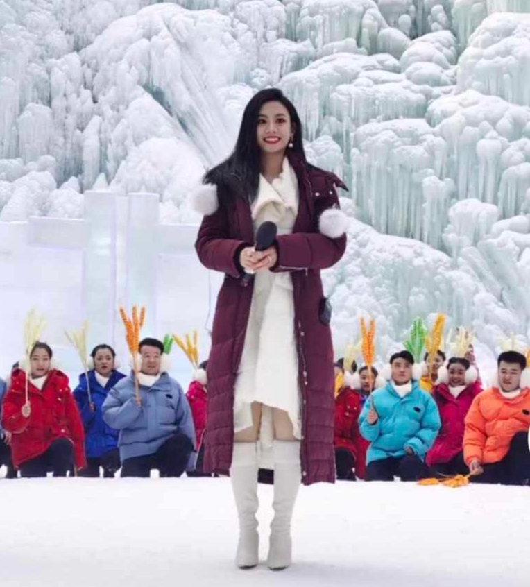 春晚|单依纯伍珂玥同框，原来两人都上了央视“小春晚”，未来可期