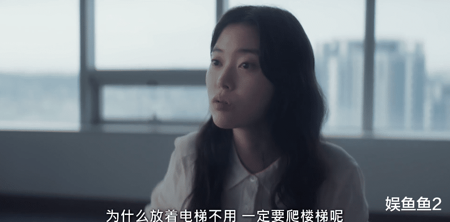 艾米|黑色幽默韩剧《沙漠之王》,金钱不是万能的,没钱更是万万不能的