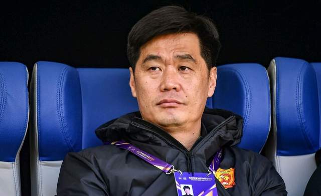 國(guó)足|國(guó)足隊(duì)內(nèi)對(duì)抗賽由兩組教練分別執(zhí)教 高質(zhì)量熱身賽有利于提升實(shí)力