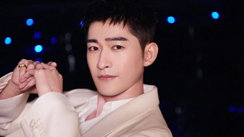 张翰|张翰作品《东八区》即将登陆韩国荧幕，网友：丢脸丢到“西八区”