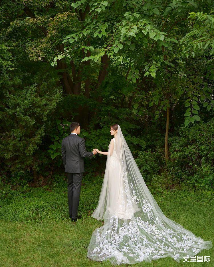 韩剧|回顾2022年结婚的7位「韩剧女神婚纱照」