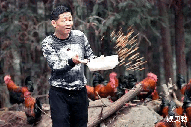 赵亮|因《康熙》走红,娶了比自己高7cm的娇妻,婚纱照被网友调侃