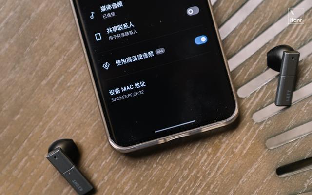 |XOG Speed S 真无线耳机轻体验:机械感的金属设计,碰上复古的声音