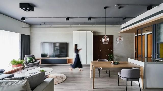 发现95后美女的家，100㎡新家装修成简约工业风，低调奢华有内涵