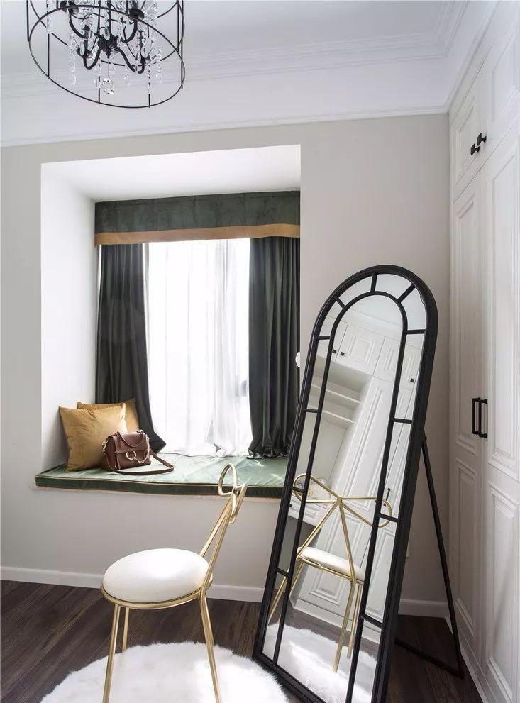 20万装的美式新房,进门就是嵌入式大柜子,亲友们都夸实用又好看