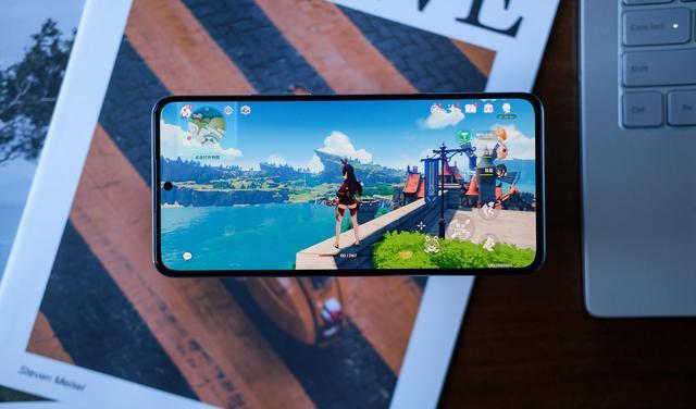 卢伟冰|卢伟冰冲击销量,120W闪充+5000mAh,一亿像素旗舰售价再度亲民