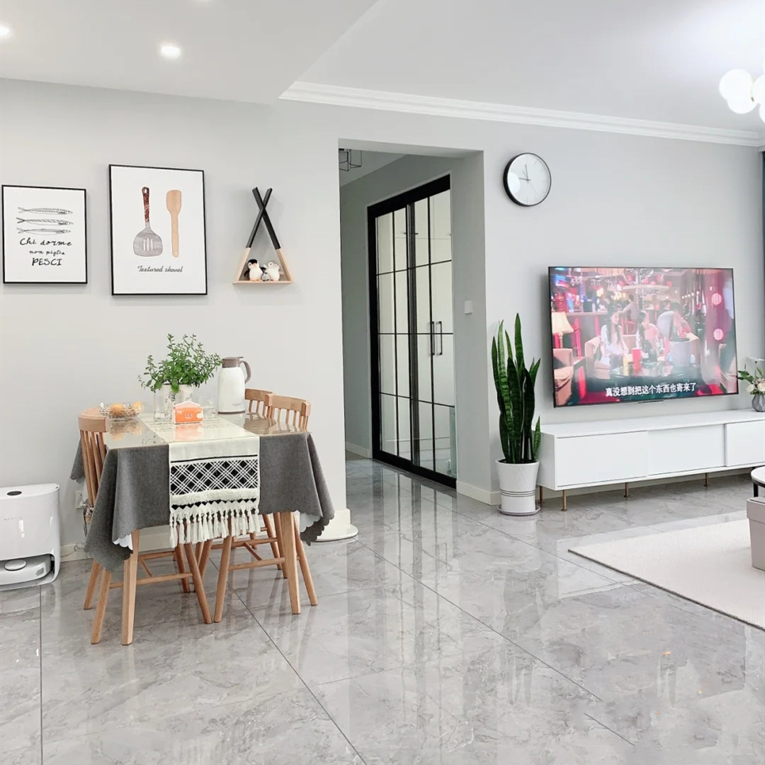 墙面选择乳胶漆还是壁布?