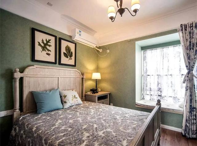 20万打造出来的混搭风格，装修效果超清新实用，客有着浓厚的浪漫