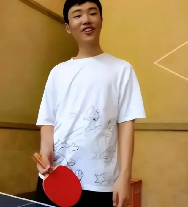胡鑫宇失联,校方需要承担责任吗?