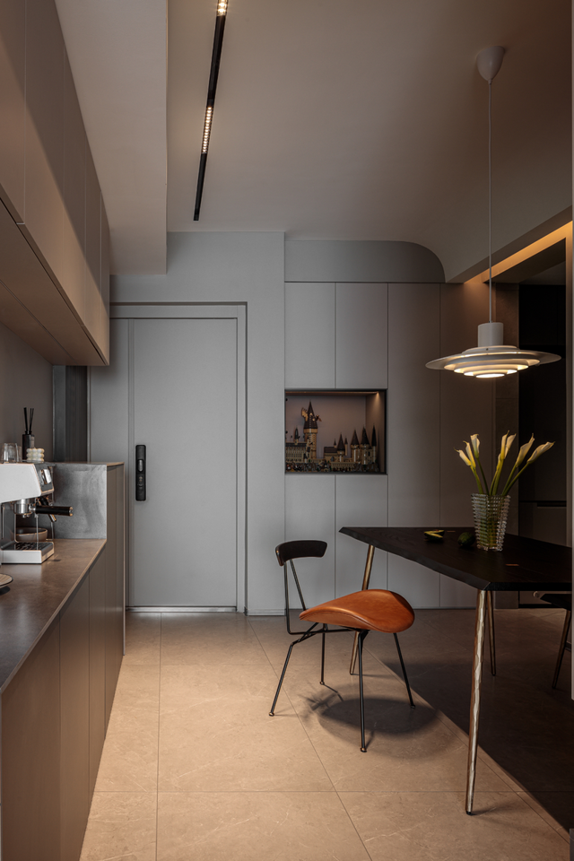 成都女主家中的高级场面:装修简约大气,仅凭一个餐厅就圈粉无数