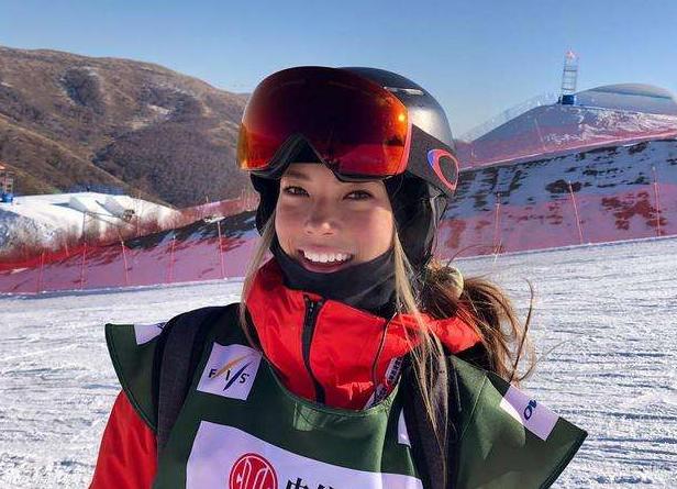 学霸|谷爱凌手写英文曝光，网友：和想象中有差别，不是学霸该有的字？