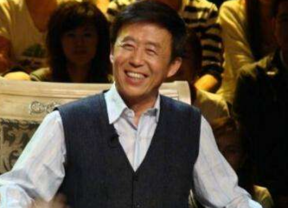 田连元|评书大家田连元：娶大5岁妻子，儿子为他而死，如今生活得如何？