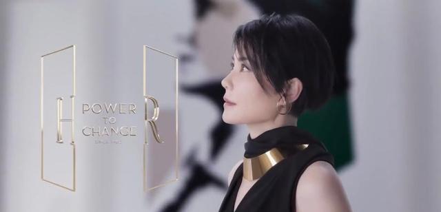 眼霜 王菲续约护肤品牌，无滤镜无美颜下生图遭网友质疑：反向带货？