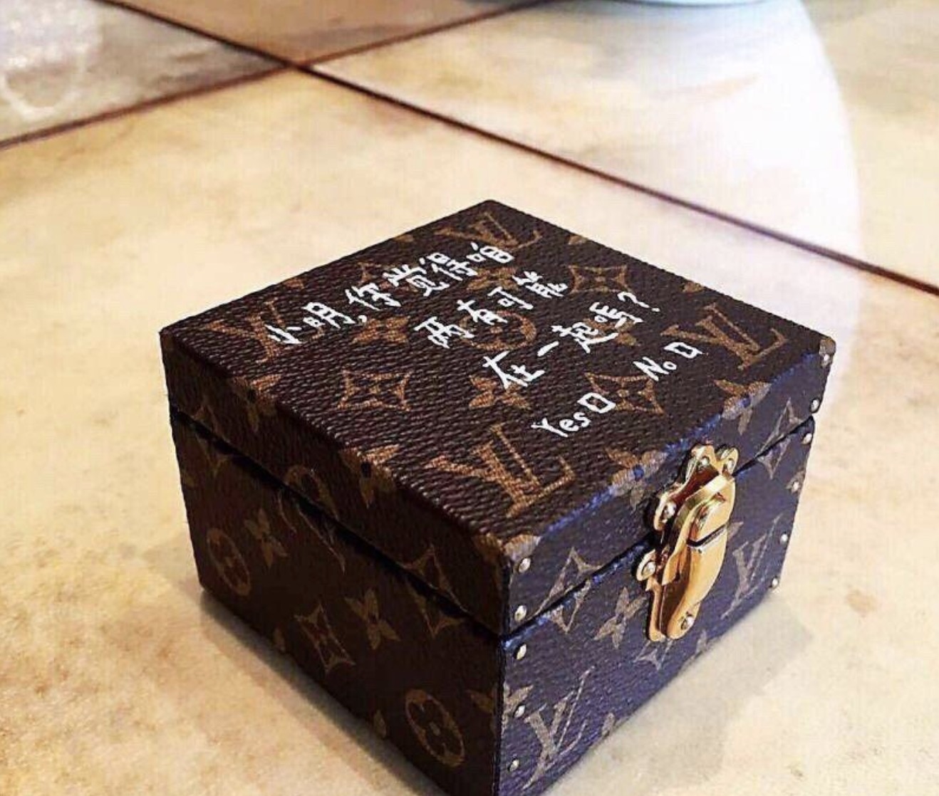 奚梦瑶|奚梦瑶晒健身照，体态优美似少女，分享与何猷君斗嘴日常尽显甜蜜