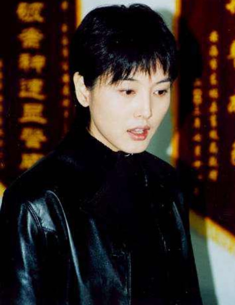 张延|初见倾国倾城,再见垂垂老矣,这几位风靡一时的港星,可惜了