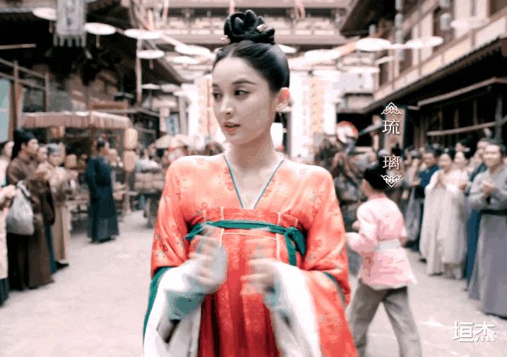 古力娜扎|盘点一个人毁一部戏的明星:尴尬的气氛能抠出四室一厅了,太狠了