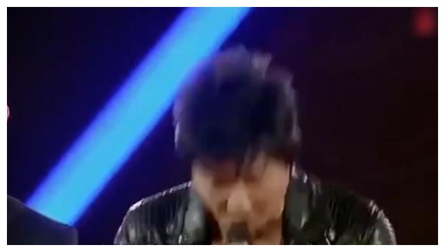 孙楠|孙楠：经纪人拼命作妖，婚内出轨抛弃买红妹，还让女儿上女德班？