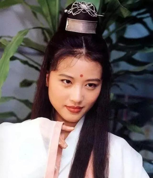 明星|过气中老年明星窘境：猛拍烂片、县城走穴，大多为钱折了腰