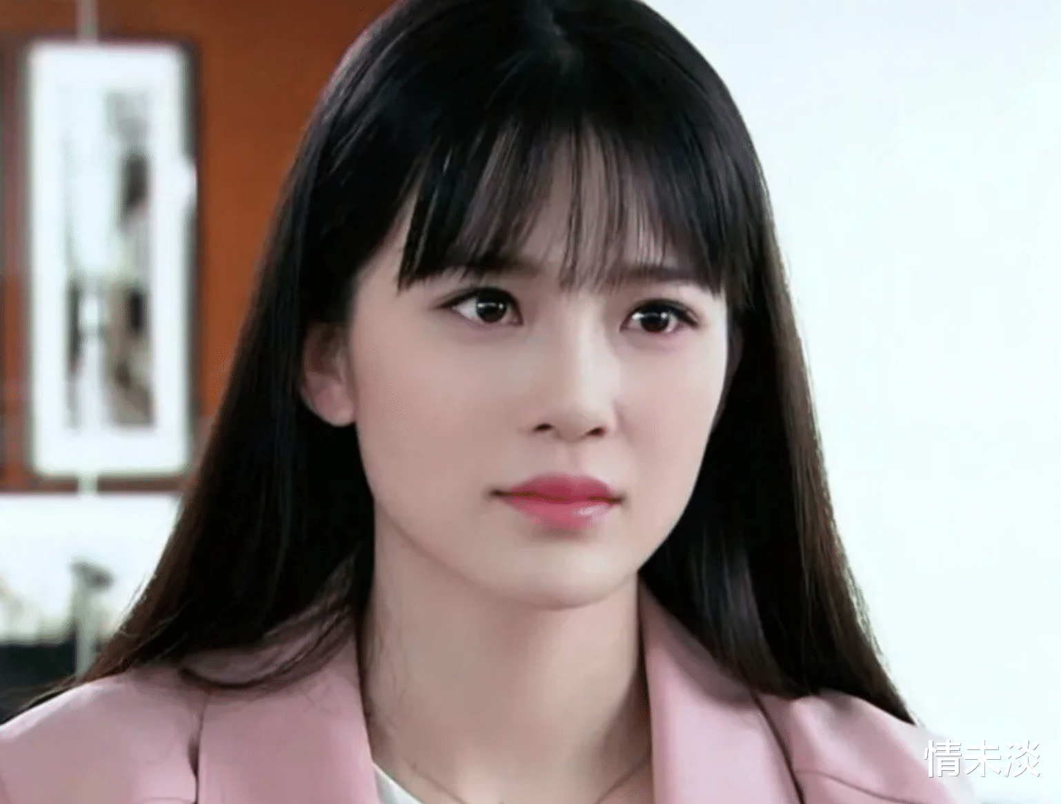 赵樱子|被窦骁故意忽视?赵樱子参加综艺表现平平,红毯摔倒被疑博眼球?