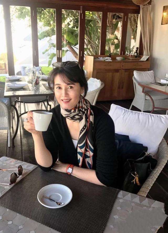 50岁阿姨房子住了12年,整个屋子却干净如新,拍下来给大家学学