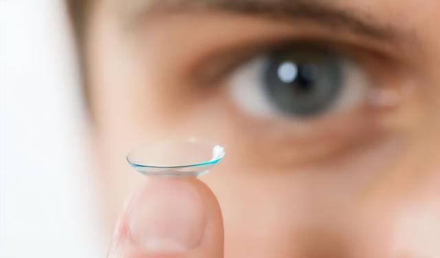 隐形眼镜|不要再伤害你的眼睛了，关于眼睛的三大谣言，你中了几条？