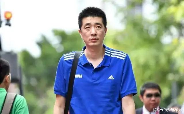 世锦赛|女排新帅上任两大任务,亚运输球恐被下课,世锦赛为最难啃硬骨头