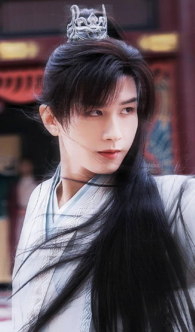 成毅|《沉香如屑、沉香重华》昨晚大结局，网友纷纷表示不舍，希望再见