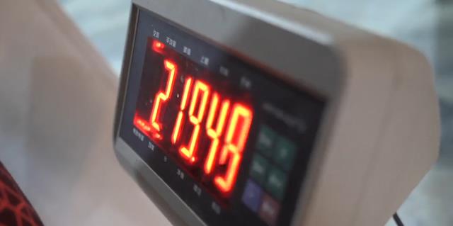 脚气 600斤胖猴仔减肥效果显著，其体重曝光，网友：有脚气