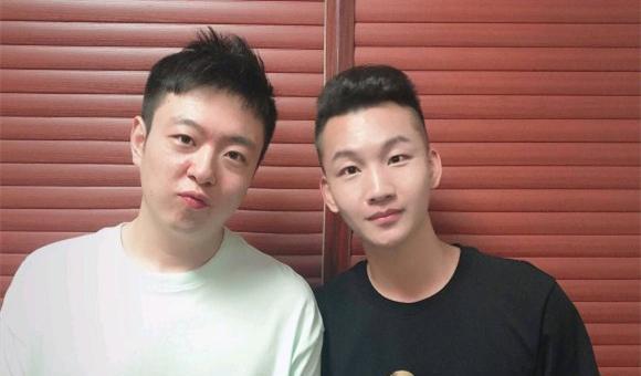 岳云鹏|德云社二哥刘筱亭发文,晒师父送的鞋子,粉丝:岳云鹏是真“损”