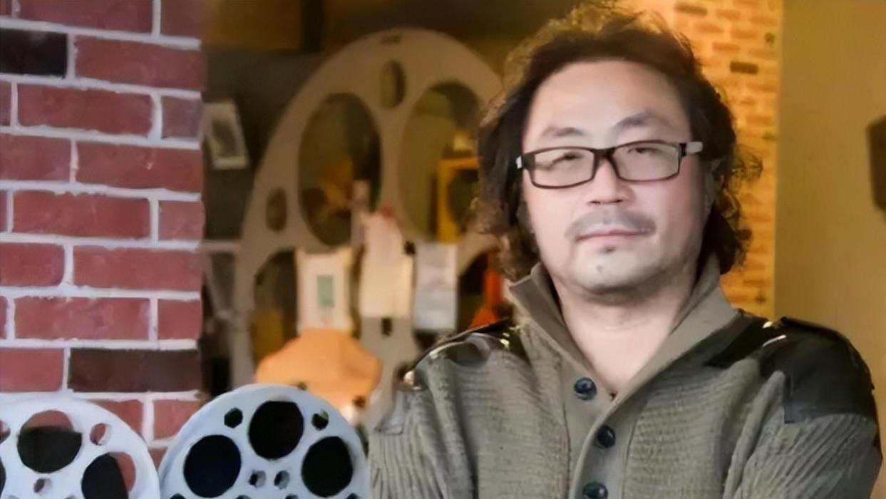 王景光|一路走好！54岁名导王景光去世，生前工作照曝光，顾晶发文悼念