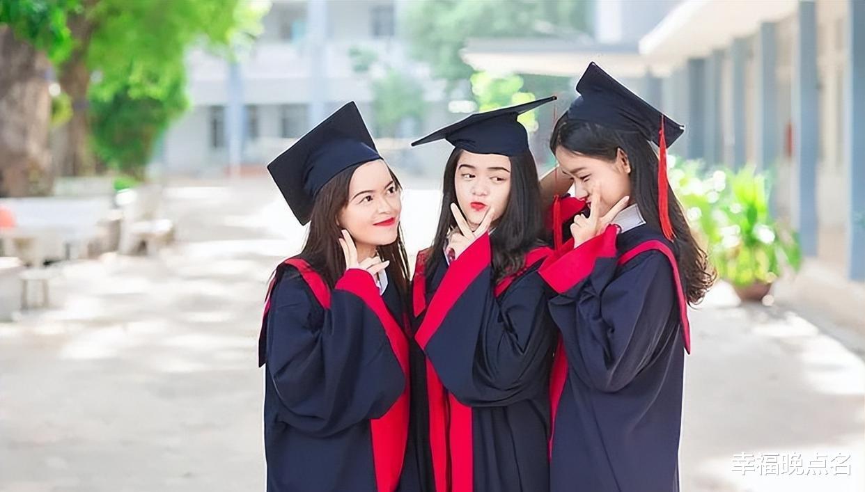 留学生|英国课堂上老师学生都是中国人，水博水硕横行，别想蒙混过关