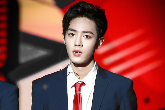 肖战|肖战再上《北京台》春晚?官媒推荐肖战舞台,评价有“老炮”范儿