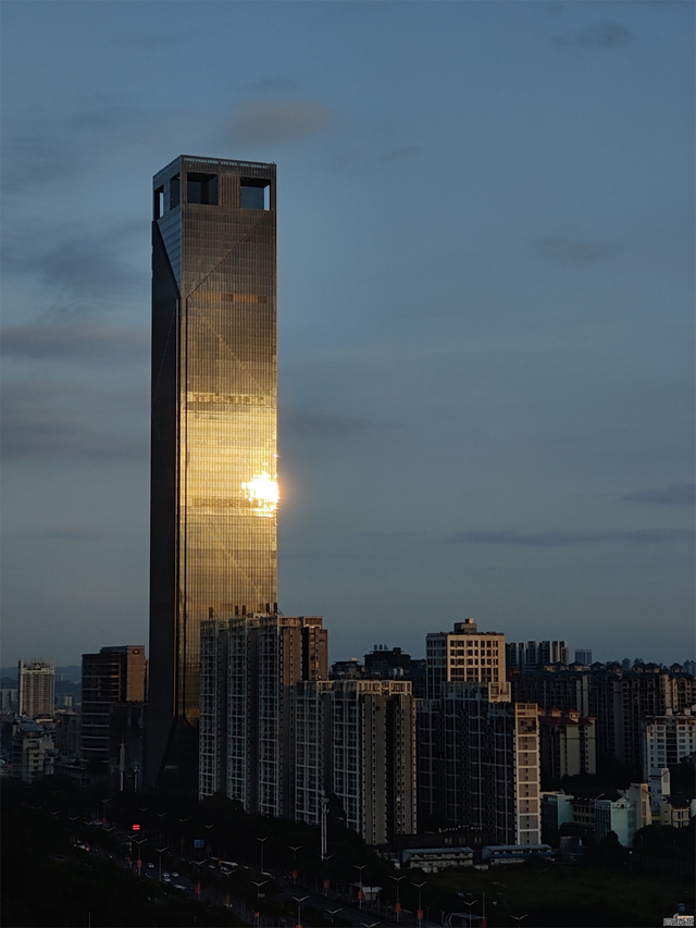 厦门|2021年中国新增6座超300米摩天大楼，数量领跑全球